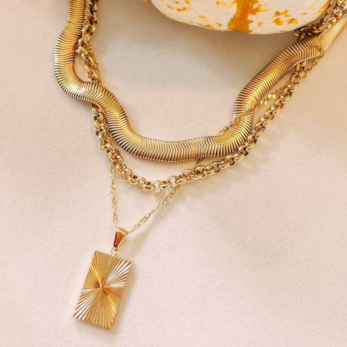 Dreamy and Imaginative: Jewelry That Matches the Pisces Personality - Nanda Jewelry