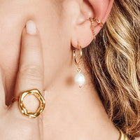 Alyssa Hollow Flower Ring - Nanda Jewelry