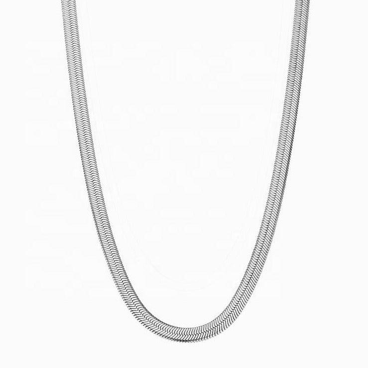 Evelyn Silver Herringbone Necklace - Nanda Jewelry