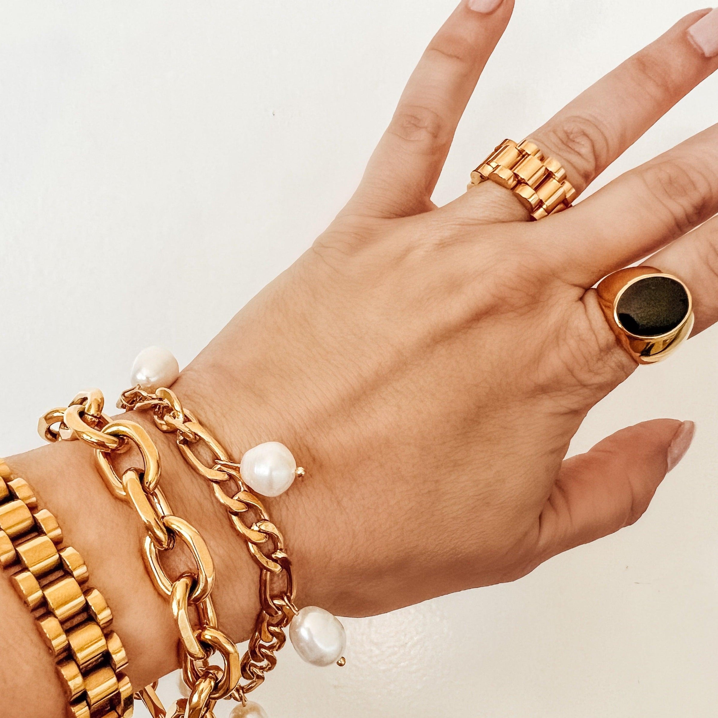 Frankie Ring - Nanda Jewelry