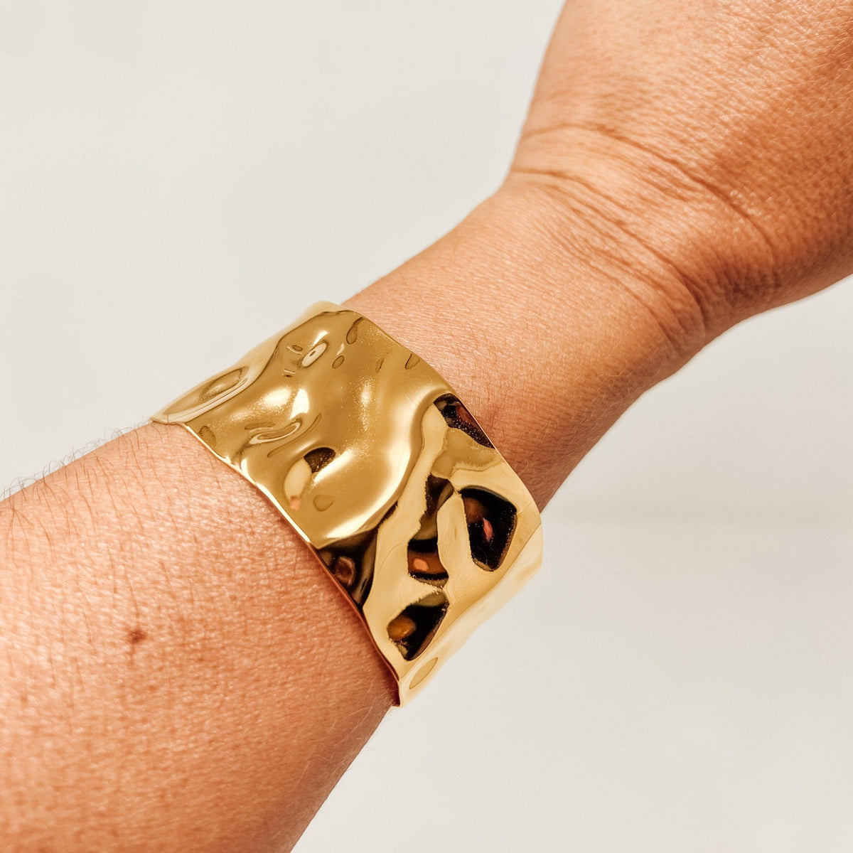 Diana Hammered Cuff Bracelet - Nanda Jewelry