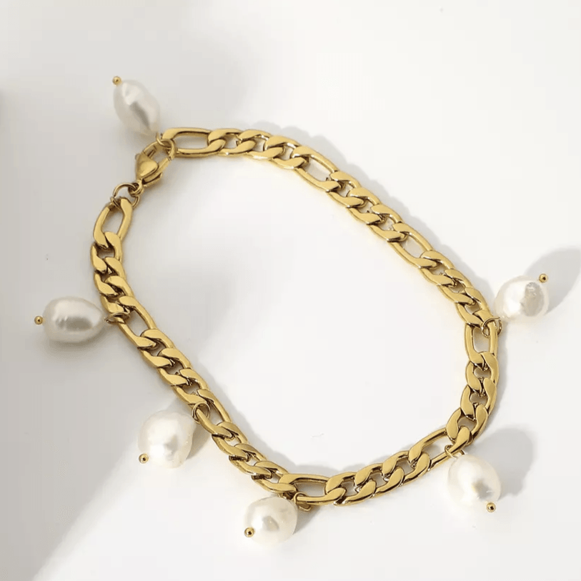 Figaro Gold Chain and Pearl Pendant Bracelets | Nanda Jewelry | 11 inches long